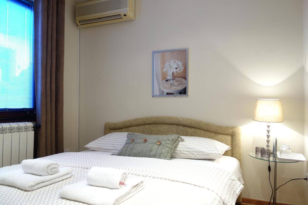 Villa Quantum Beograd Esterno foto